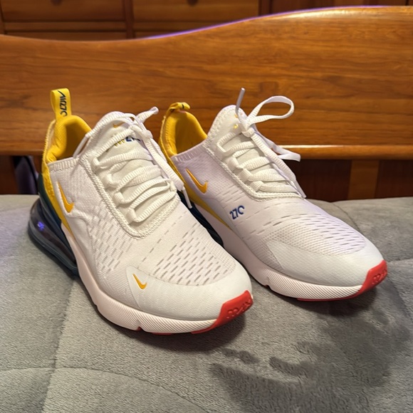 Nike Air Max 270 sneakers - Picture 2 of 7